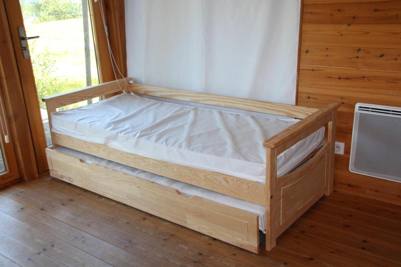 Camping Des Lacs*** Villa Celles-sur-Plaine Buitenkant foto