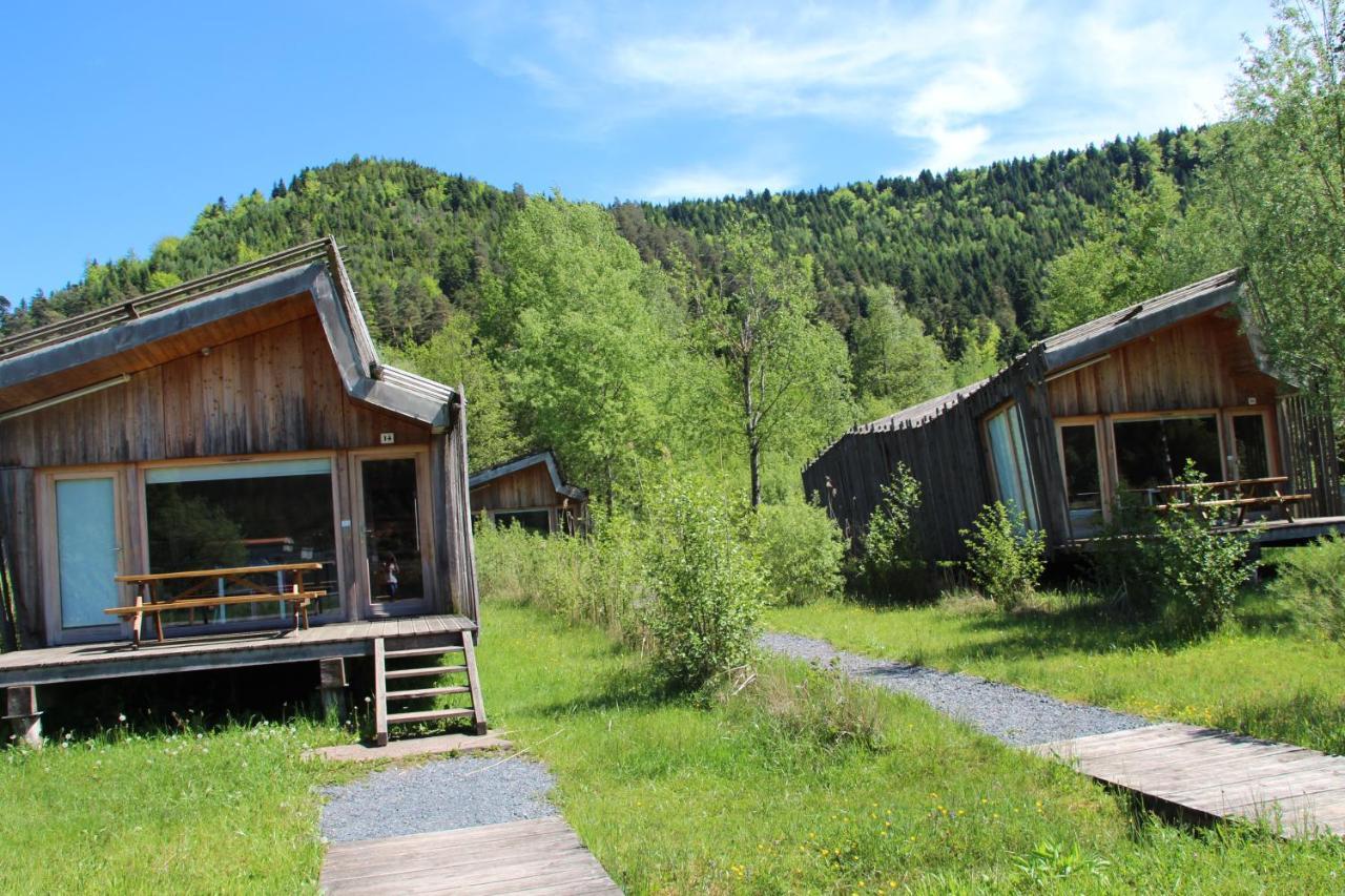 Camping Des Lacs*** Villa Celles-sur-Plaine Buitenkant foto